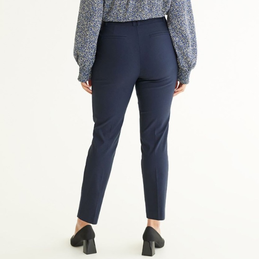 Reitman’s Slim Leg Ankle Pants Size 12 Tall - Picture 2 of 9